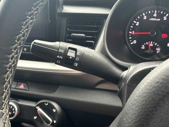 KIA STONIC 1.0T Gdi 99 2 5Dr Dct