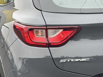 KIA STONIC 1.0T Gdi 99 2 5Dr Dct