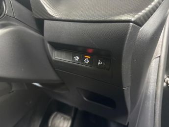 PEUGEOT 208 1.2 Puretech Active Premium Hatchback 5Dr Petrol Eat Euro 6 (S/S