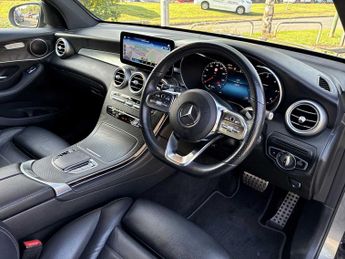 MERCEDES-BENZ GLC Glc 300D 4Matic Amg Line Premium 5Dr 9G-Tronic