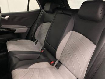 VOLKSWAGEN ID.3 150Kw Tour Pro S 77Kwh 5Dr Auto