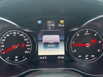 MERCEDES-BENZ C CLASS 2.1 C220D Amg Line Saloon 4Dr Diesel G-Tronic+ Euro 6 (S/S) (170
