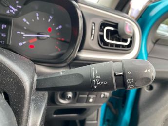 CITROEN C3 1.2 Puretech Shine Hatchback 5Dr Petrol Eat6 Euro 6 (S/S) (110 P