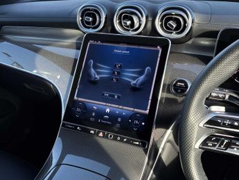 MERCEDES-BENZ GLC Glc 220D 4Matic Amg Line Premium 5Dr 9G-Tronic