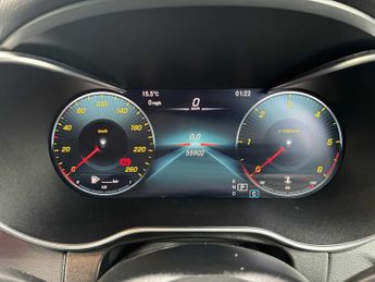 MERCEDES-BENZ GLC Glc 300D 4Matic Amg Line Premium Pls 5Dr 9G-Tronic