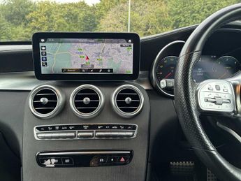 MERCEDES-BENZ GLC Glc 300D 4Matic Amg Line Premium Pls 5Dr 9G-Tronic