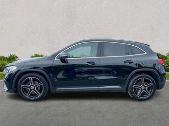 MERCEDES-BENZ GLA Gla 220D 4Matic Amg Line Executive 5Dr Auto