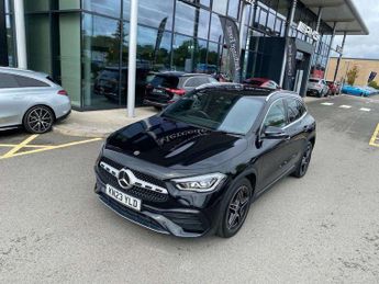 MERCEDES-BENZ GLA Gla 220D 4Matic Amg Line Executive 5Dr Auto