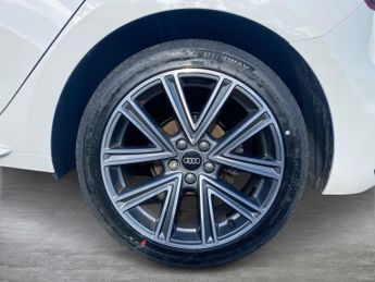 AUDI A1 1.5 Tfsi 35 S Line Sportback 5Dr Petrol S Tronic Euro 6 (S/S) (1