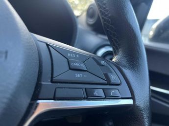 NISSAN JUKE 1.0 Dig-T 114 N-Connecta 5Dr Dct
