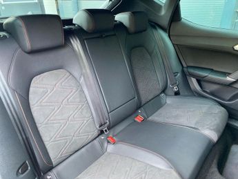 SEAT LEON 1.5 E-Hybrid Fr Black Edition 5Dr Dsg [Dap]