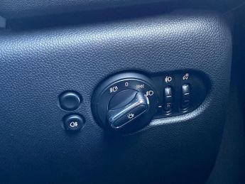 MINI HATCHBACK 1.5 Cooper Sport Premium 5Dr Auto