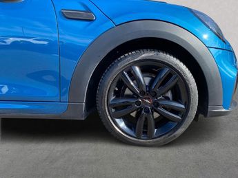 MINI HATCHBACK 1.5 Cooper Sport Premium 5Dr Auto