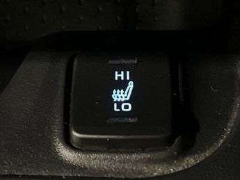 TOYOTA COROLLA 1.8 VVT-h Icon Tech Hatchback 5dr Petrol Hybrid CVT Euro 6 (s/s)