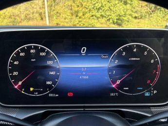 MERCEDES-BENZ C CLASS C300 AMG Line Premium 4dr 9G-Tronic