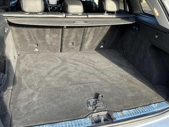 MERCEDES-BENZ GLC Glc 220D 4Matic Urban Edition 5Dr 9G-Tronic