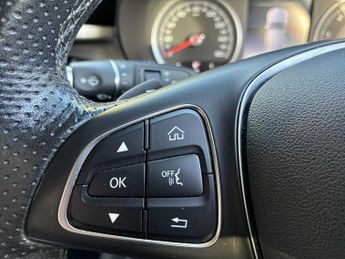 MERCEDES-BENZ GLC Glc 220D 4Matic Urban Edition 5Dr 9G-Tronic