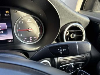 MERCEDES-BENZ GLC Glc 220D 4Matic Urban Edition 5Dr 9G-Tronic