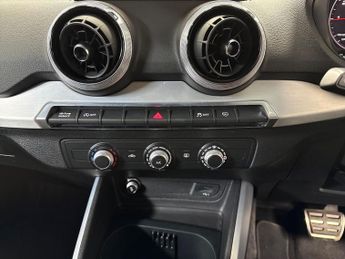 AUDI Q2 Q2 35 Tfsi S Line 5Dr S Tronic Estate