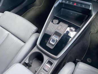 AUDI A3 35 Tdi S Line 5Dr S Tronic [Comfort+Sound]