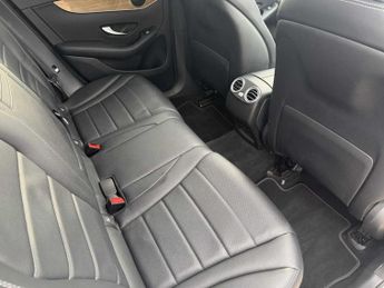 MERCEDES-BENZ GLC Glc 220D 4Matic Sport Premium 5Dr 9G-Tronic