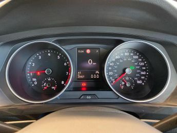 VOLKSWAGEN TIGUAN 1.5 Tsi Life Suv 5Dr Petrol Dsg Euro 6 (S/S) (150 Ps)