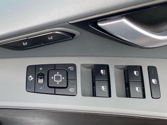 KIA NIRO 150kW 4 65kWh 5dr Auto
