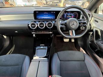 MERCEDES-BENZ CLA Cla 180 Amg Line Executive 5Dr Tip Auto