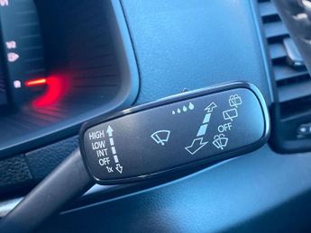 SKODA KAROQ 1.5 Tsi Act Sportline Suv 5Dr Petrol Dsg Euro 6 (S/S) (150 Ps)