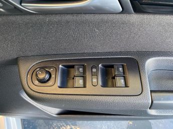 SEAT ALHAMBRA 2.0 Tdi Se Mpv 5Dr Diesel Dsg Euro 6 (S/S) (150 Ps)