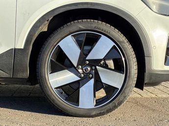 VOLVO XC40 170Kw Recharge Ultimate 69Kwh 5Dr Auto