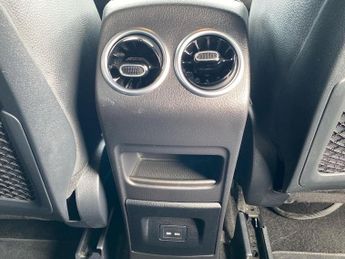 MERCEDES-BENZ GLA Gla 200 Amg Line 5Dr Auto