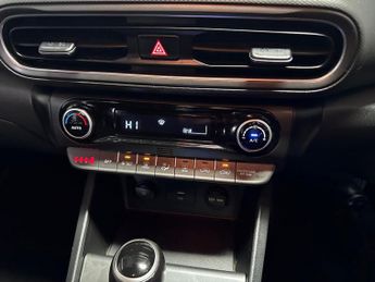 HYUNDAI KONA 1.6 H-Gdi Se Connect Suv 5Dr Petrol Hybrid Dct Euro 6 (S/S) (141