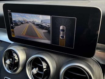 MERCEDES-BENZ C CLASS C220D Amg Line Edition 4Dr 9G-Tronic