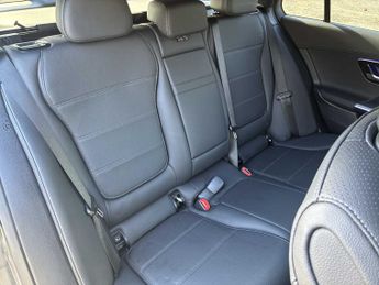 MERCEDES-BENZ C CLASS C300 AMG Line Premium Plus 5dr 9G-Tronic