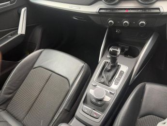 AUDI Q2 1.5 Tfsi Cod 35 S Line Suv 5Dr Petrol S Tronic Euro 6 (S/S) (150
