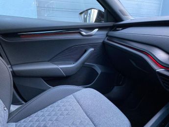 SKODA Octavia 1.5 TSI e-TEC 150 Sportline 5dr DSG