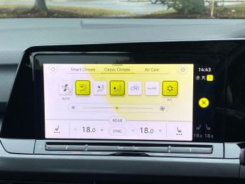 VOLKSWAGEN GOLF 1.5 Etsi Mhev Style Hatchback 5Dr Petrol Hybrid Dsg Euro 6 (S/S)