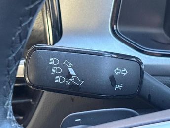 VOLKSWAGEN T-ROC 1.5 Tsi Life Suv 5Dr Petrol Dsg Euro 6 (S/S) (150 Ps)