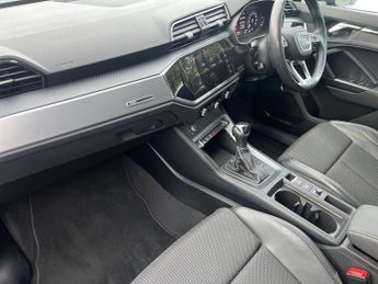 AUDI Q3 1.5 Tfsi Cod 35 S Line Suv 5Dr Petrol S Tronic Euro 6 (S/S) (150