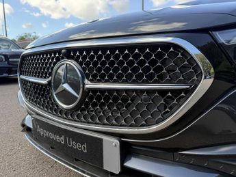 MERCEDES-BENZ E CLASS E200 Amg Line 5Dr 9G-Tronic