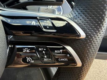 MERCEDES-BENZ E CLASS E200 Amg Line 5Dr 9G-Tronic