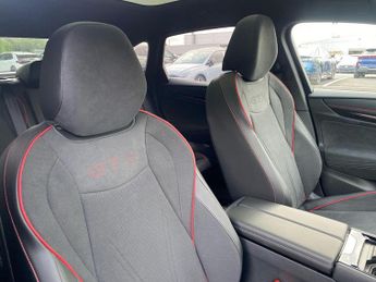 VOLKSWAGEN ID.7 Gtx 86Kwh Plus Fastback 5Dr Electric Auto 4Motion (340 Ps)
