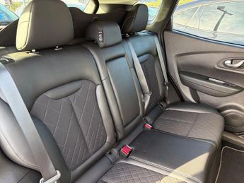 RENAULT KADJAR 1.3 Tce Iconic Suv 5Dr Petrol Edc Euro 6 (S/S) (140 Ps)