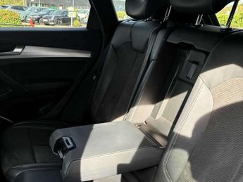 AUDI Q5 40 Tdi Quattro S Line 5Dr S Tronic