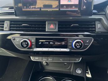 AUDI A4 2.0 Tdi 40 Black Edition Estate 5Dr Diesel S Tronic Quattro Euro