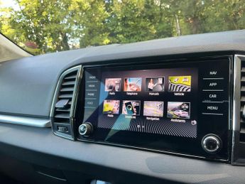 SKODA KAROQ 1.5 Tsi Act Se Drive Suv 5Dr Petrol Dsg Euro 6 (S/S) (150 Ps)