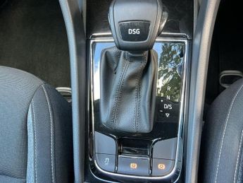 SKODA KAROQ 1.5 Tsi Act Se Drive Suv 5Dr Petrol Dsg Euro 6 (S/S) (150 Ps)