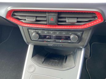 SEAT ARONA 1.0 Tsi 110 Fr Red Edition 5Dr Dsg