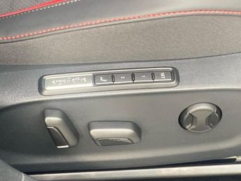VOLKSWAGEN ID.7 Gtx 86Kwh Plus Fastback 5Dr Electric Auto 4Motion (340 Ps)